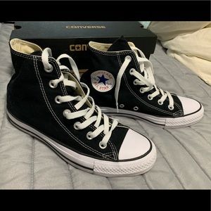 Black high top converse women’s size 7